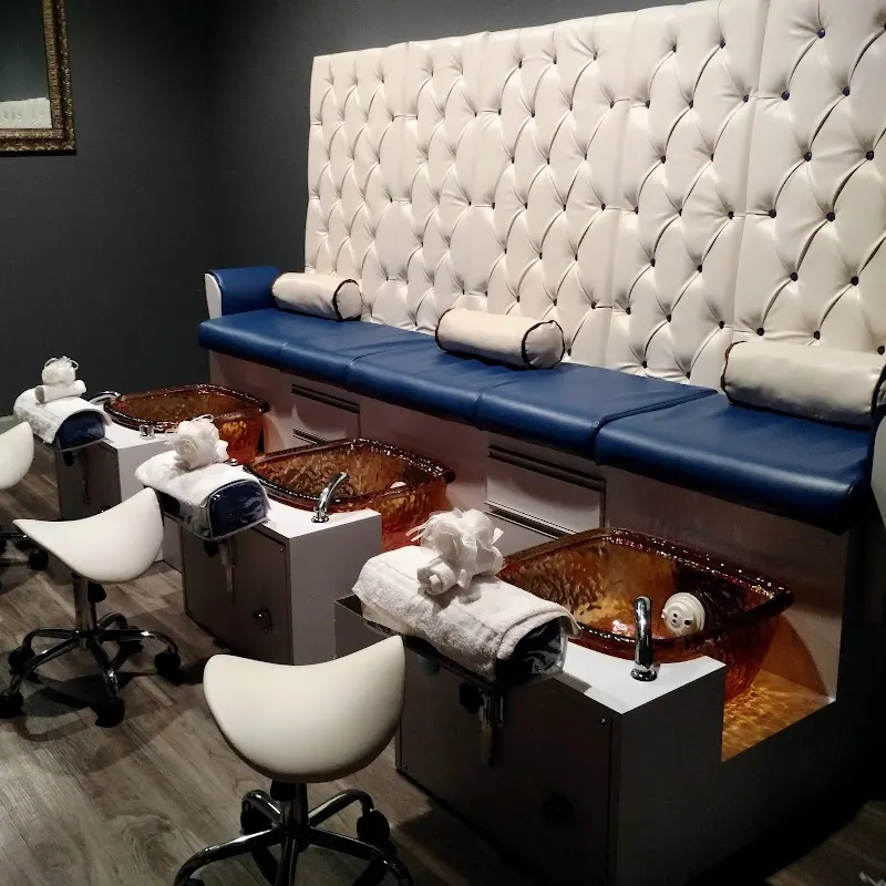 AVOIR SPA — Spa in Lawrenceville